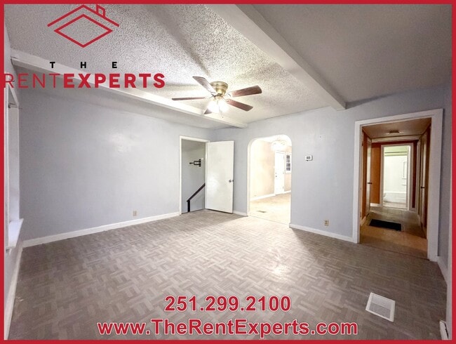 Building Photo - 100 Esplanade Ave