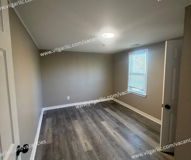 Building Photo - 1712 Carolina St
