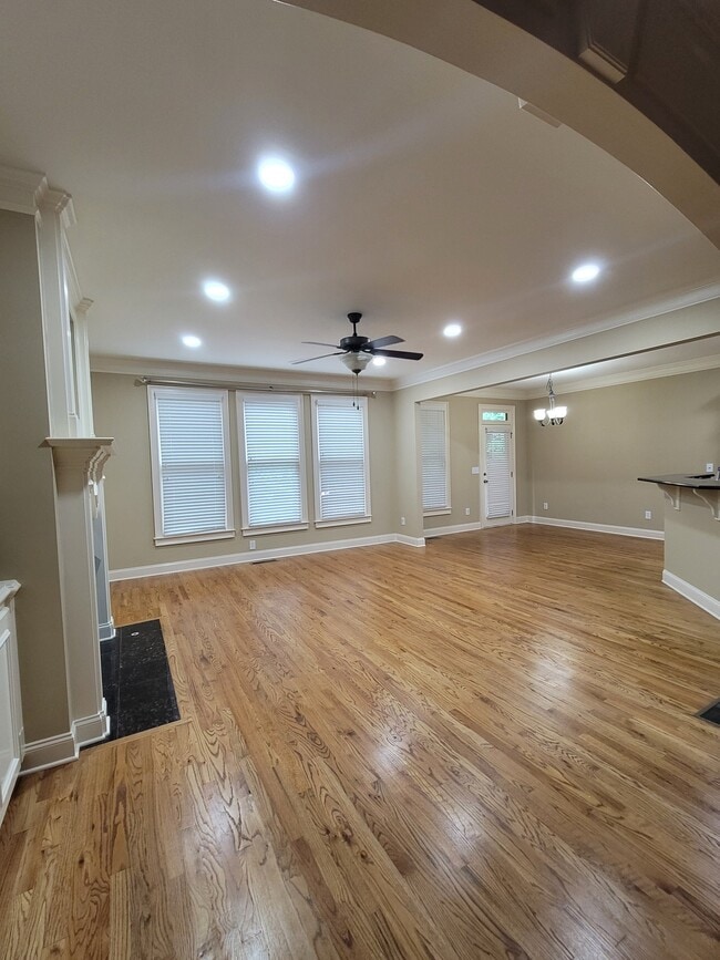 Building Photo - 340 Ridgemill View