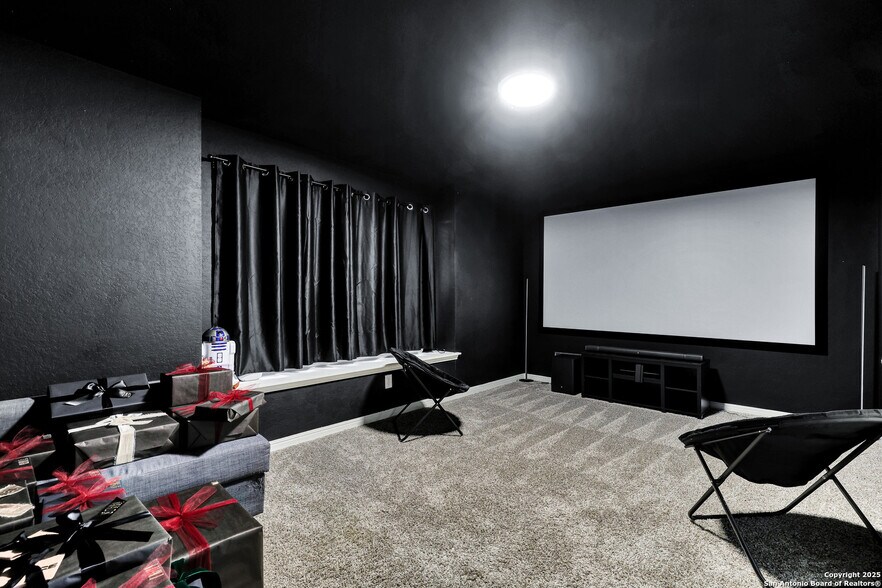 Building Photo - 5214 Seashore Blvd