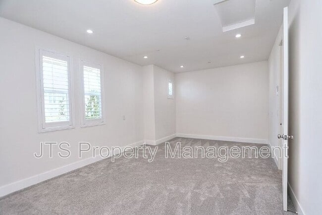 Building Photo - 4988 Amina Fair Way