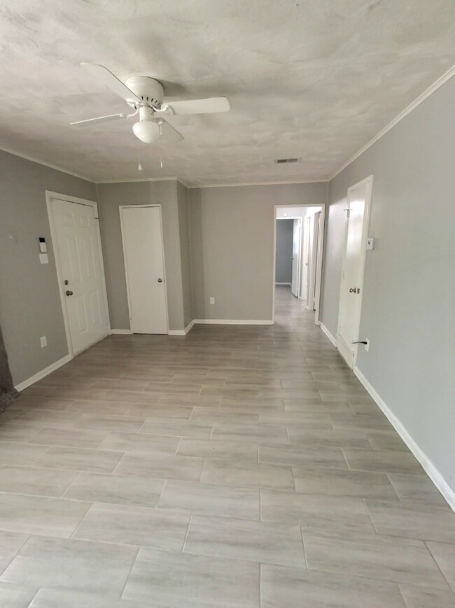 Building Photo - 3317 Madewell St