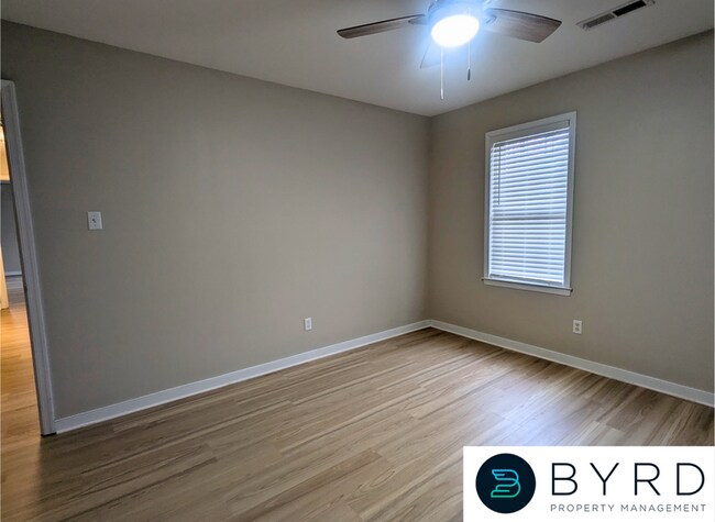 Building Photo - 14955 Featherchase Dr