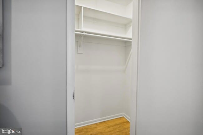 Building Photo - 2623 S Walter Reed Dr