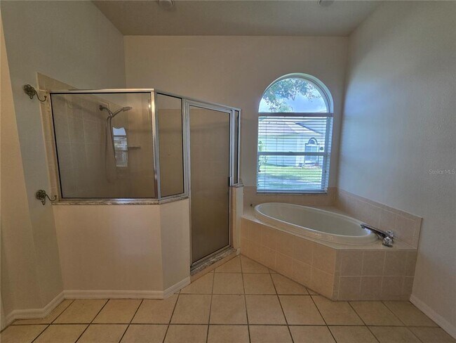 Building Photo - 15305 PALOMA PARK Ln