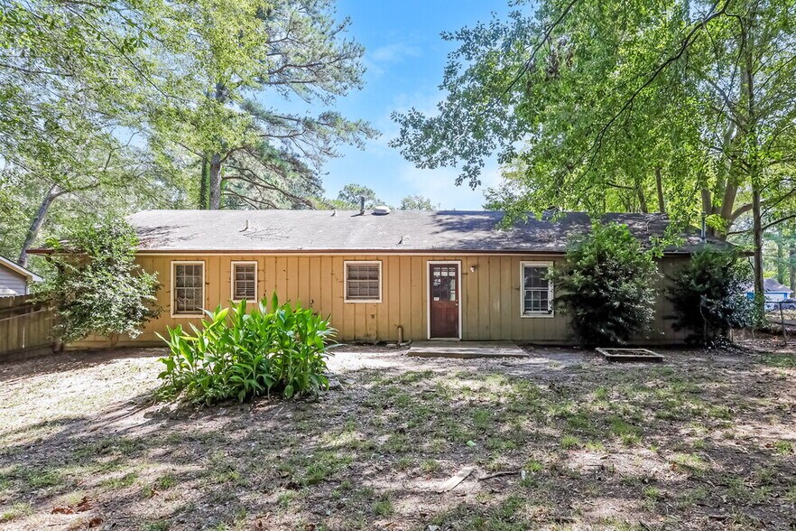 Building Photo - 3866 Misty Bleau Dr