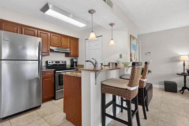 Building Photo - 1249 SW 46th Ave