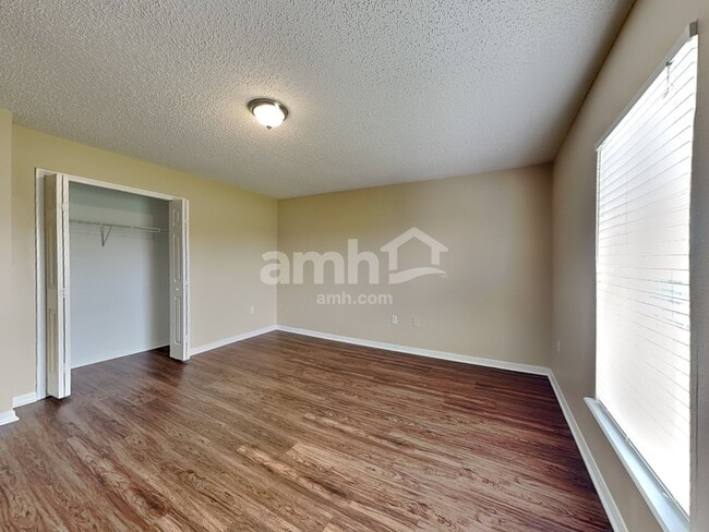 Building Photo - 11331 Ivy Flower Loop