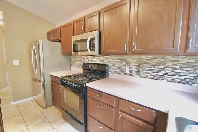 Building Photo - 1354 Avgare Way