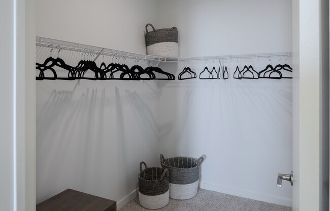 Building Photo - 3972 E Evans Ave