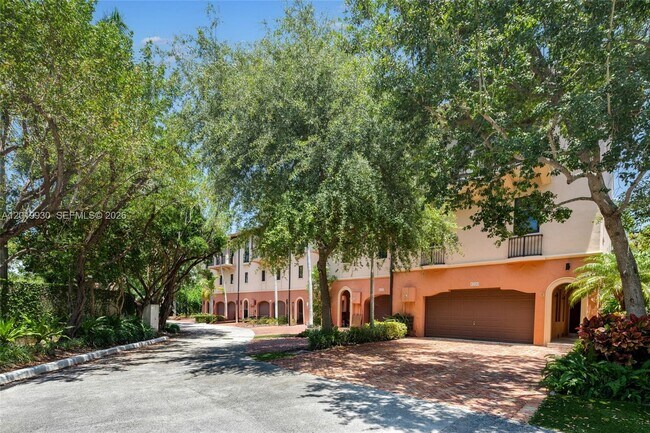 Building Photo - 6226 Paradise Point Dr