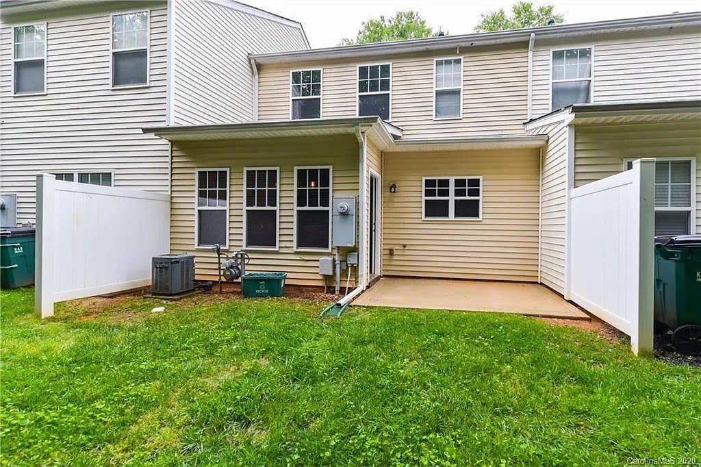 Building Photo - 5915 Pisgah Way