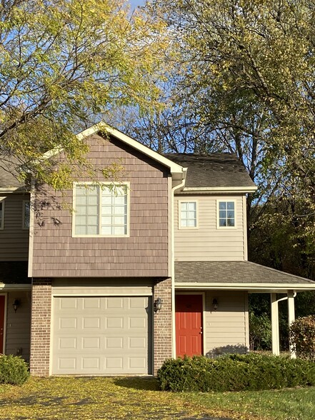 Building Photo - 7160 Colosseum Dr