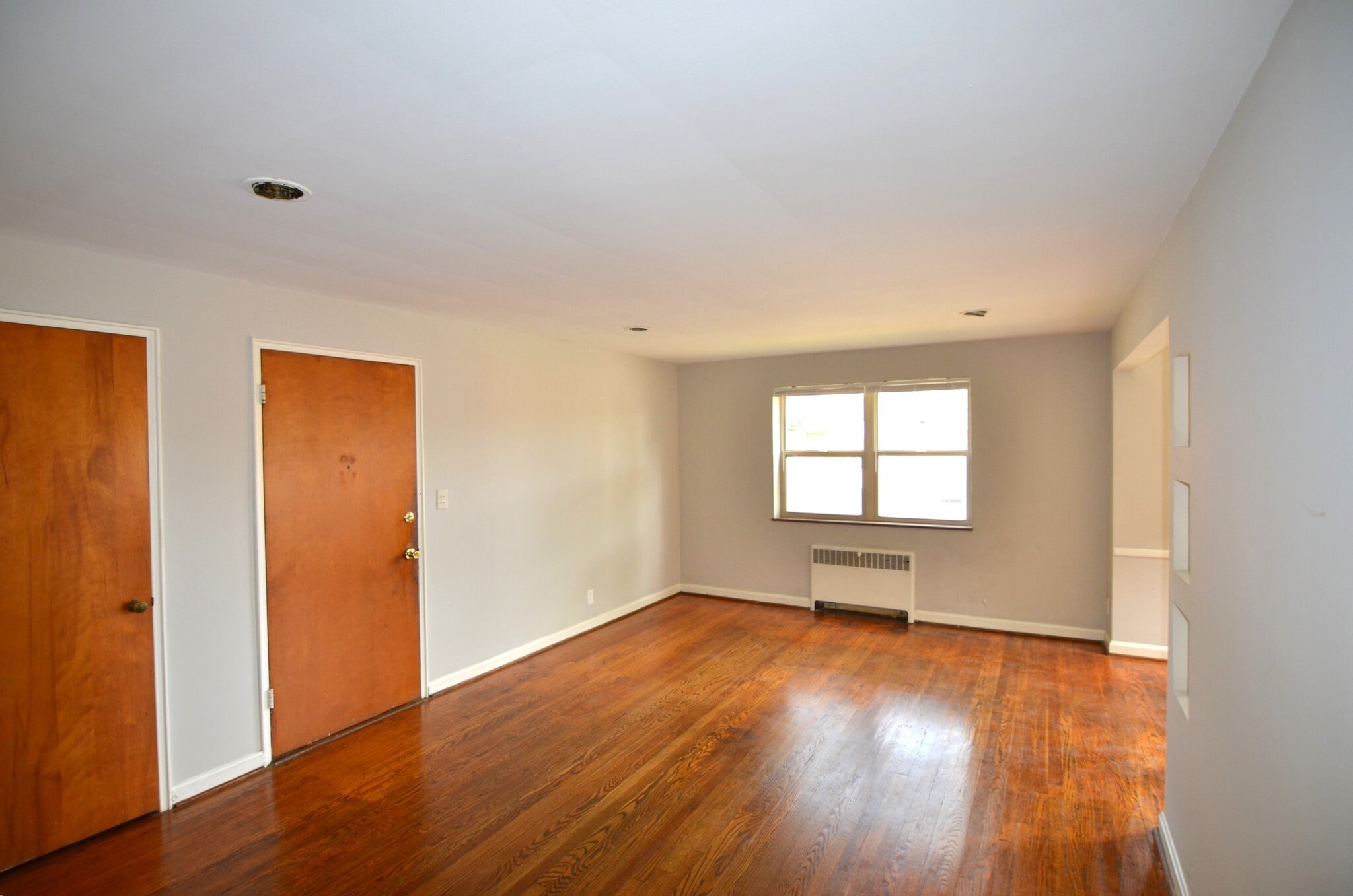 Building Photo - 6609 Bantry Ave