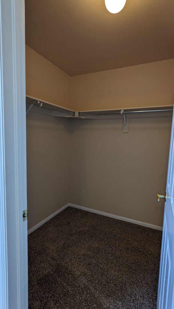 Building Photo - LOVELY TWO STORY HOME IN THE RANGE AT SPRI...