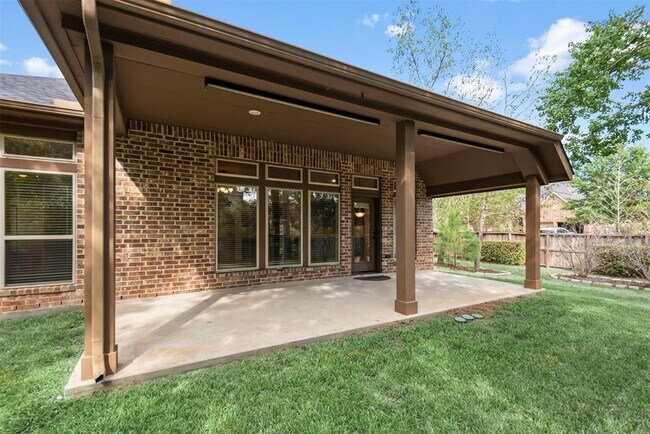 Building Photo - 196 Pine Crest Cir