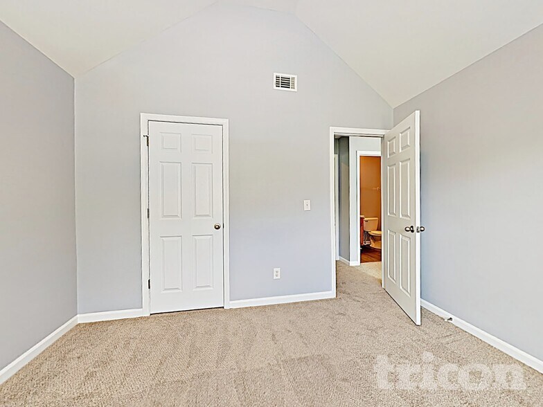 Building Photo - 4196 Defoors Farm Dr