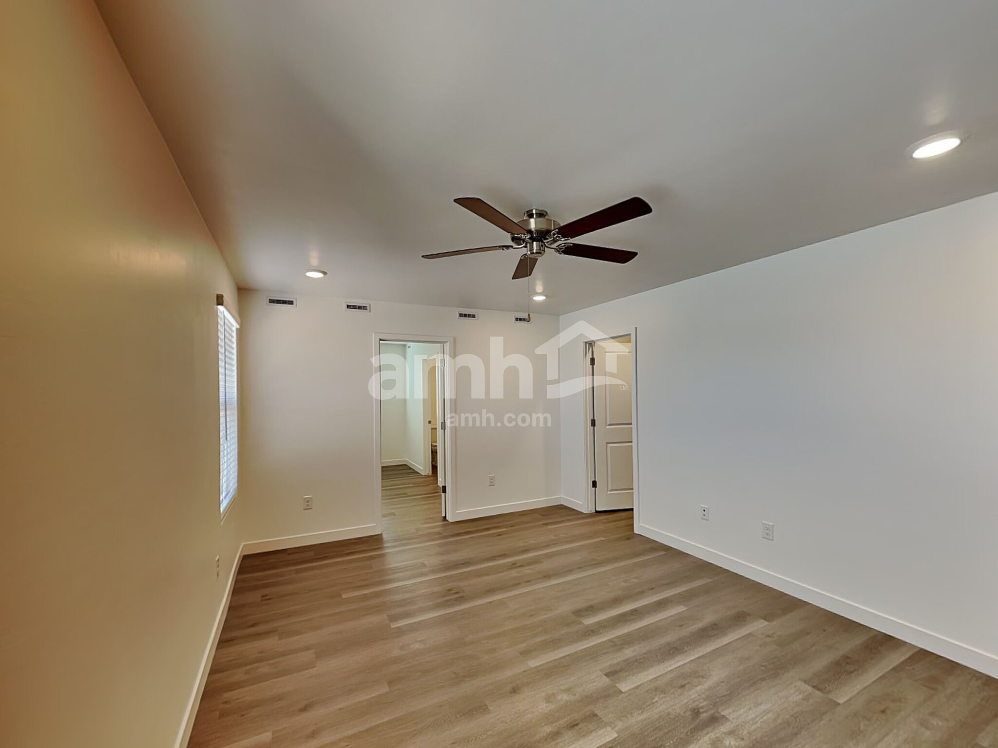 Building Photo - 6553 E Paseo Alga