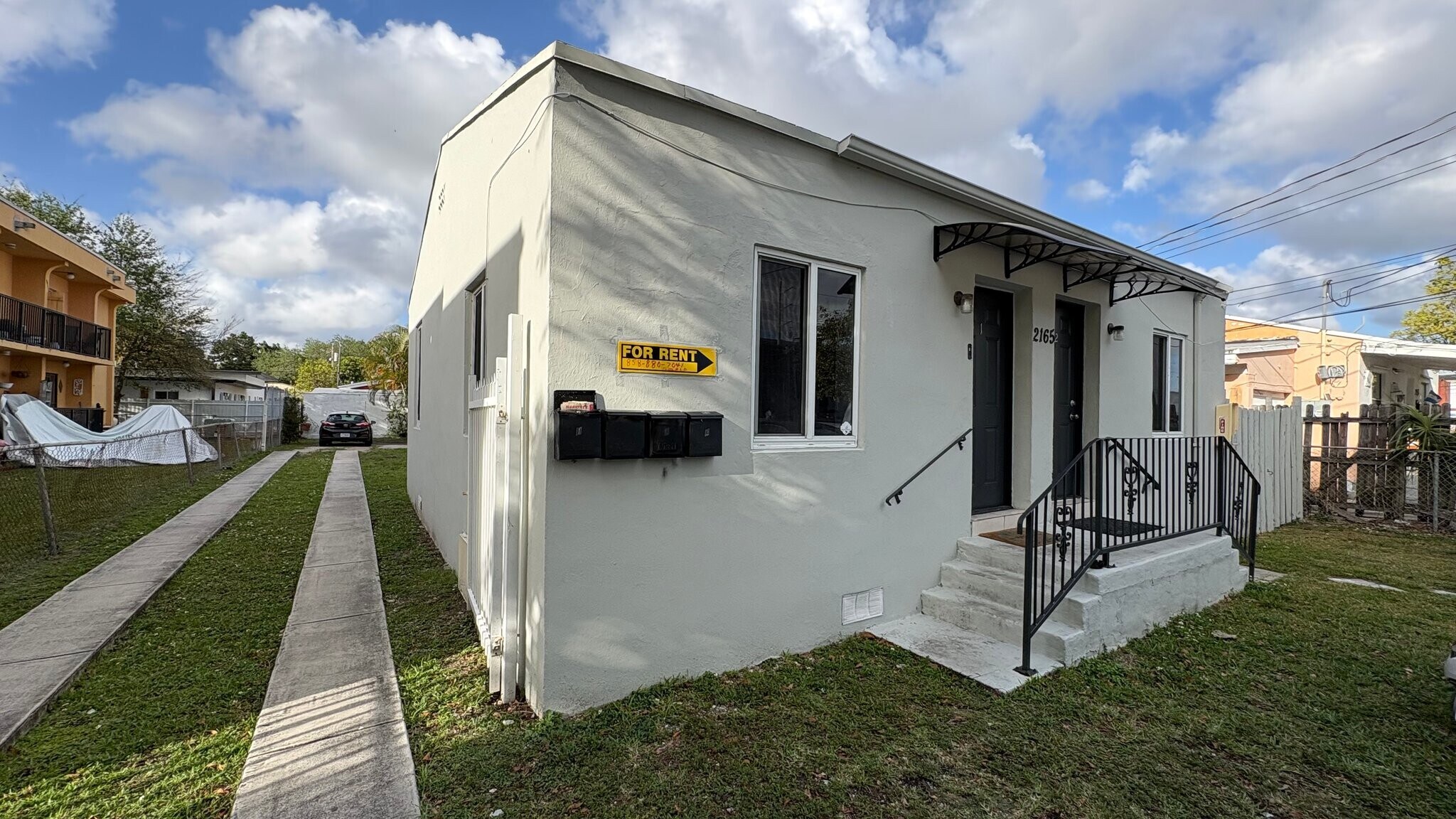 Building Photo - 2165 NW 23rd St