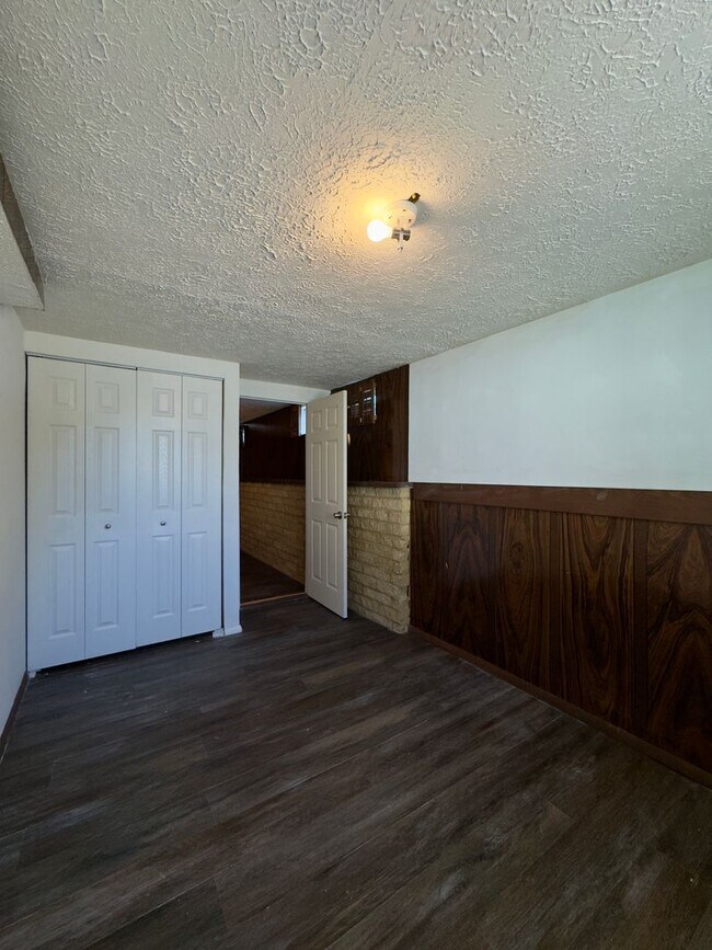 Building Photo - Charming 3 Bedroom/2 Bathroom Townhome in Rosedale, MD!