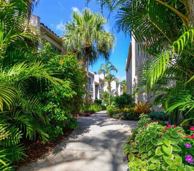 Building Photo - The Embarcadero