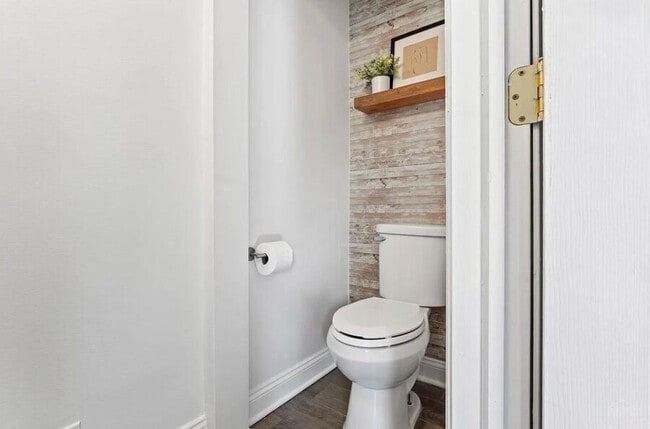 Building Photo - 3639 Columbus Ave