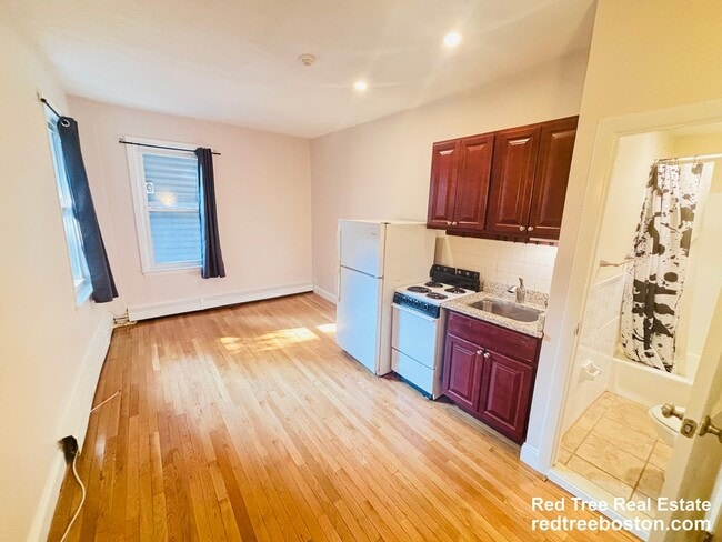 Building Photo - 49 S Huntington Ave