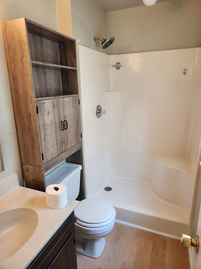Building Photo - 3 Bedroom-Chesterfield-Midlothian-Woodlake...