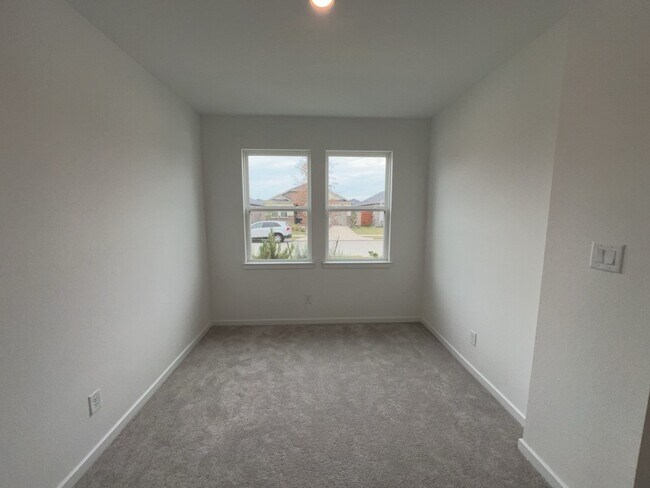 Building Photo - 9719 Lucky knot Ln