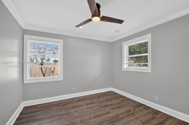Building Photo - 824 Bayberry Dr