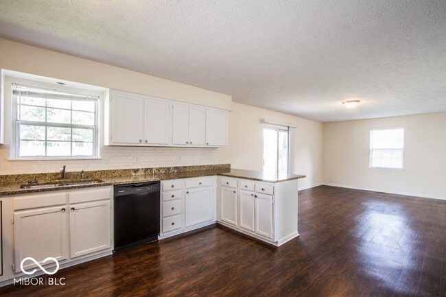 Building Photo - 3281 Cherry Lake Ln
