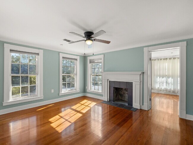Building Photo - Enchanting 4-bedroom, 3-bathroom historical home