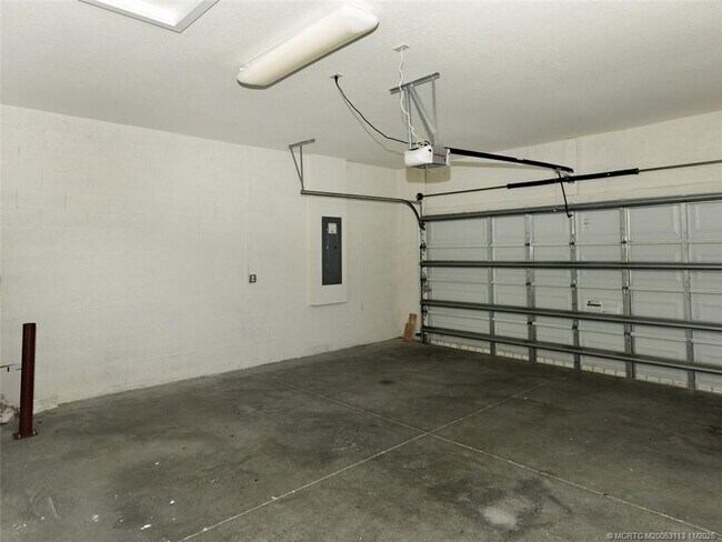 Building Photo - 4554 NW King Ct