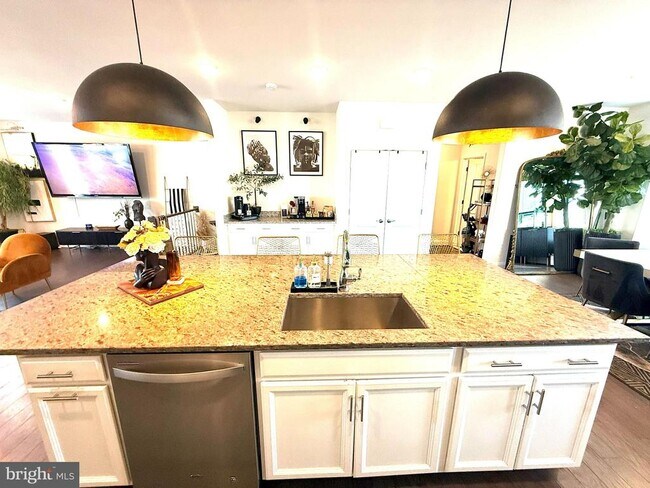 Building Photo - 17351 Redshank Rd