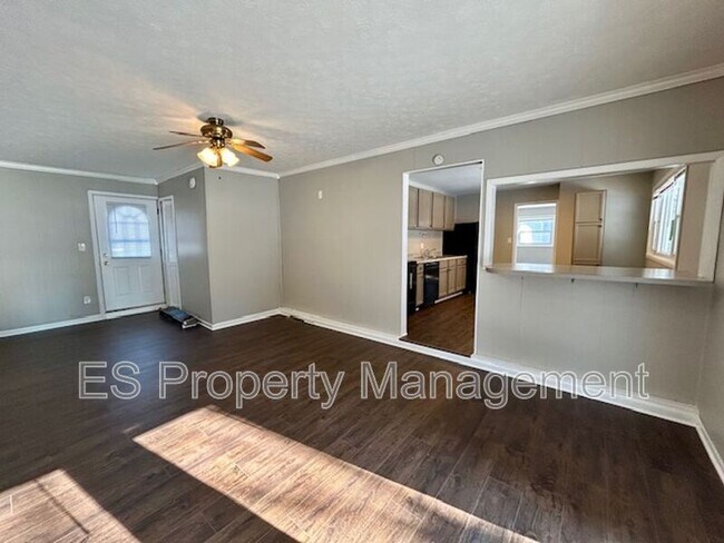 Building Photo - 6740 Doris Dr