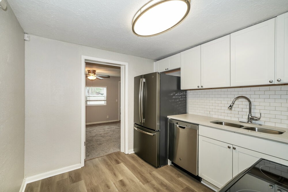 Building Photo - 1809 E Sitka St