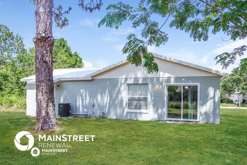 Building Photo - 154 Anderson Ave NE