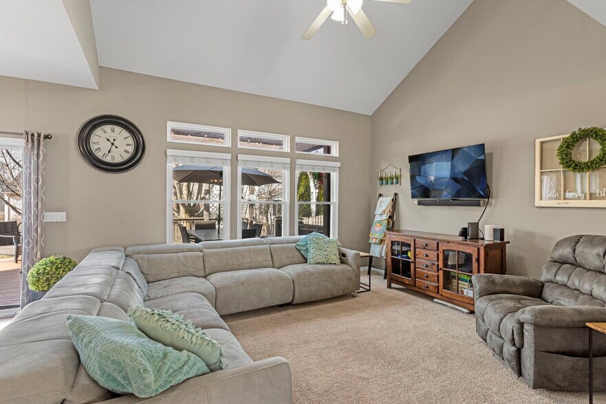 Building Photo - 31696 N Borre Dr