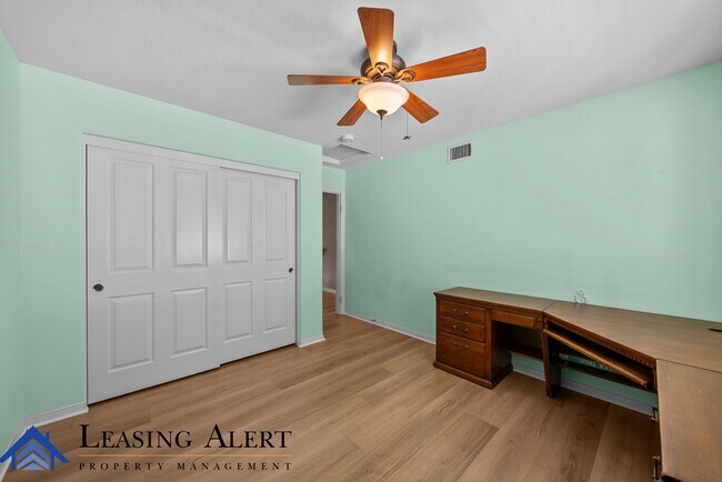 Building Photo - 23367 Camford Pl