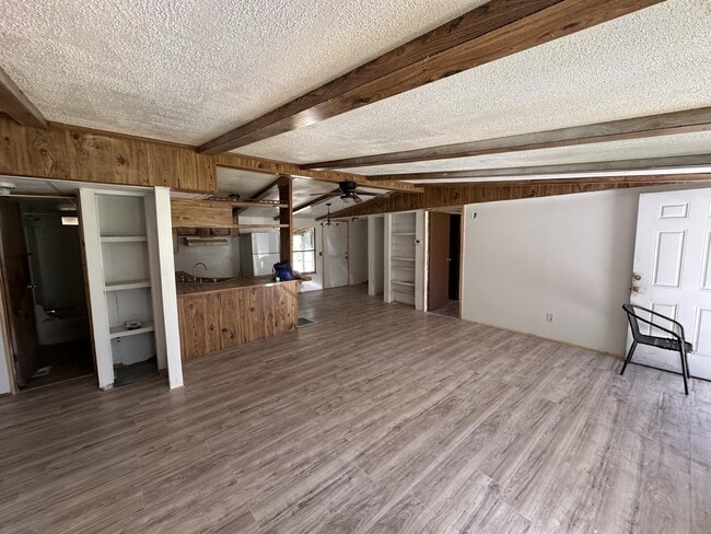 Building Photo - 103 Sherri Lee Ter