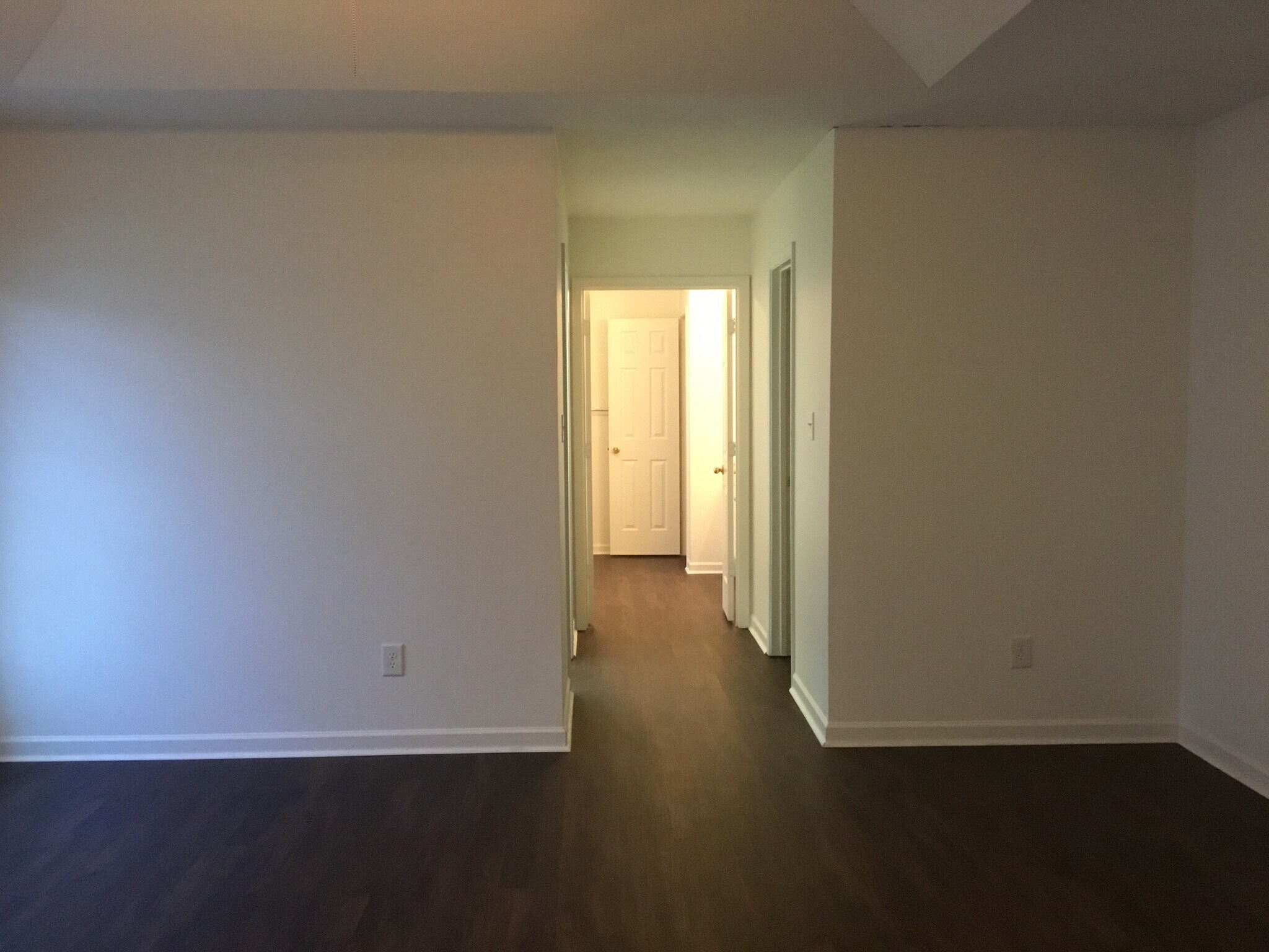 Building Photo - 4544 Fairport Ct