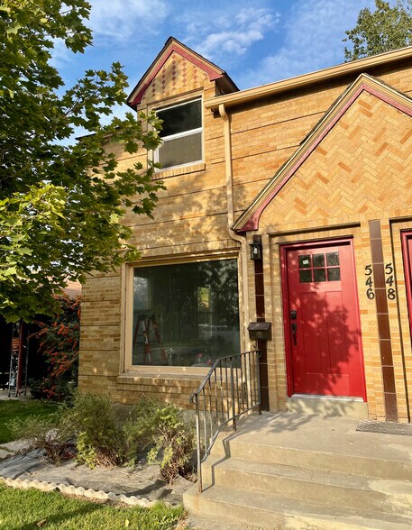 Building Photo - 546 S 10th Ave
