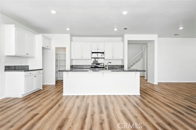 Building Photo - 7838 Sea Salt Ave