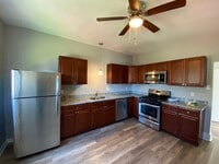 Building Photo - 181 N Balph Ave