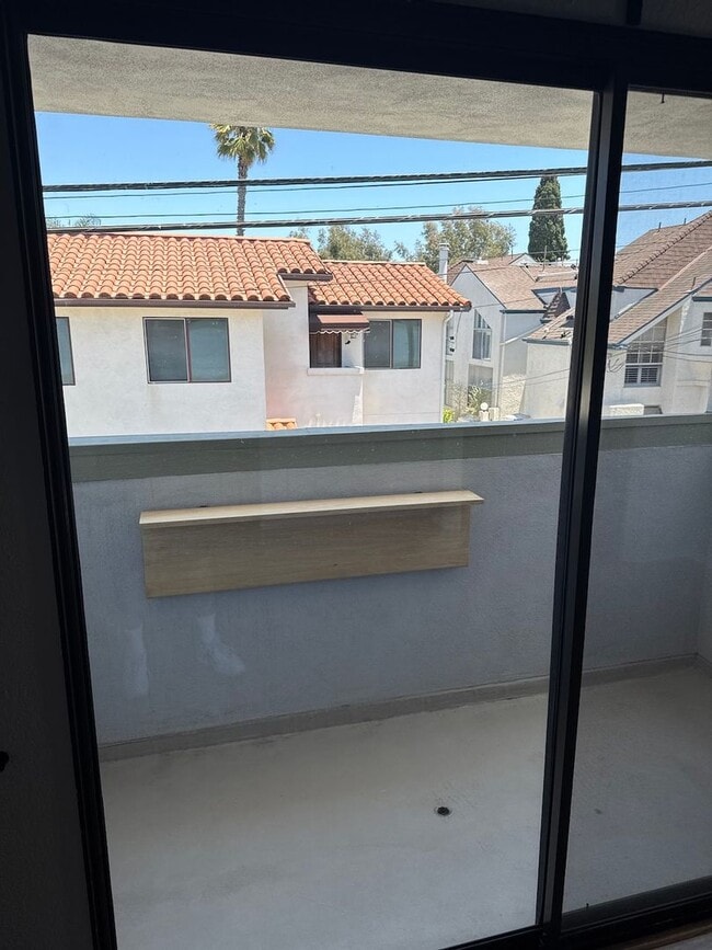Building Photo - 2 BR/2BA Kensington Condominium with Garage