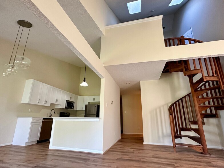 Building Photo - 203 Eagles Chase Dr