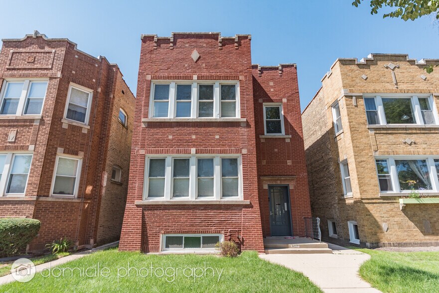 Primary Photo - 4906 N Marmora Ave
