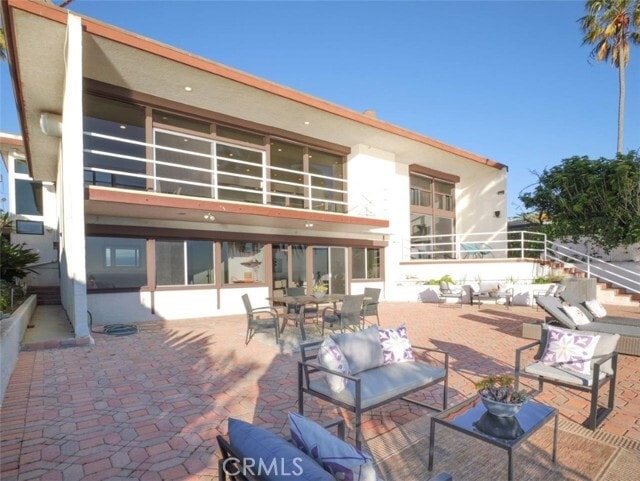 Building Photo - 2105 W Paseo Del Mar