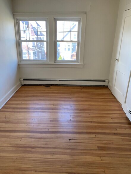 Building Photo - 142 Washington St