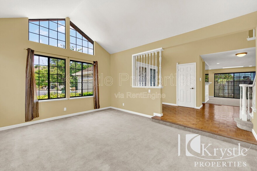 Building Photo - 152 Chesapeake Dr